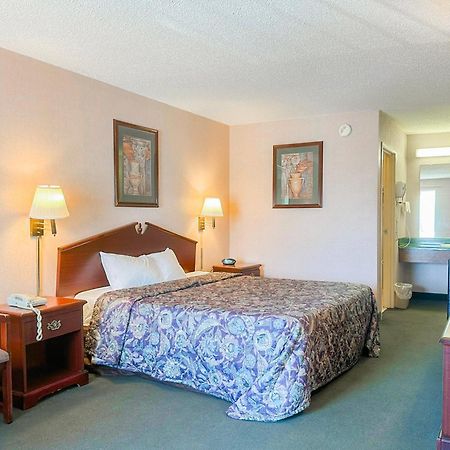 Oyo Hotel East Macon I-75 Εξωτερικό φωτογραφία