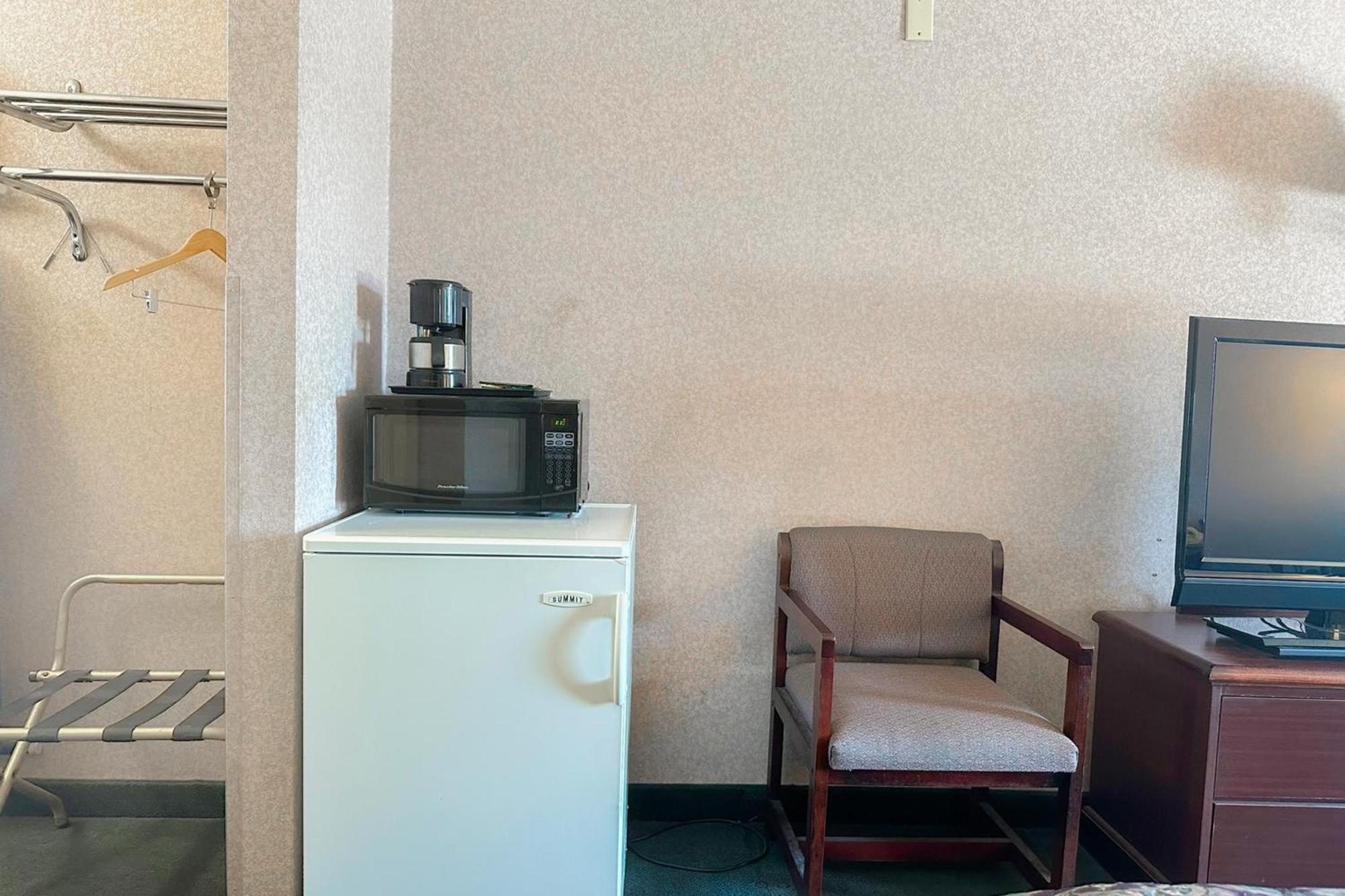 Oyo Hotel East Macon I-75 Εξωτερικό φωτογραφία