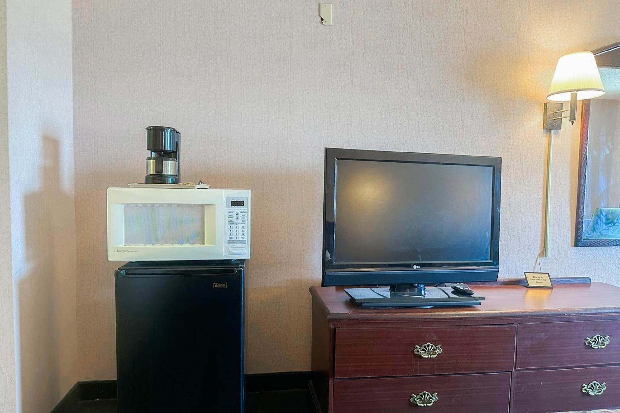 Oyo Hotel East Macon I-75 Εξωτερικό φωτογραφία