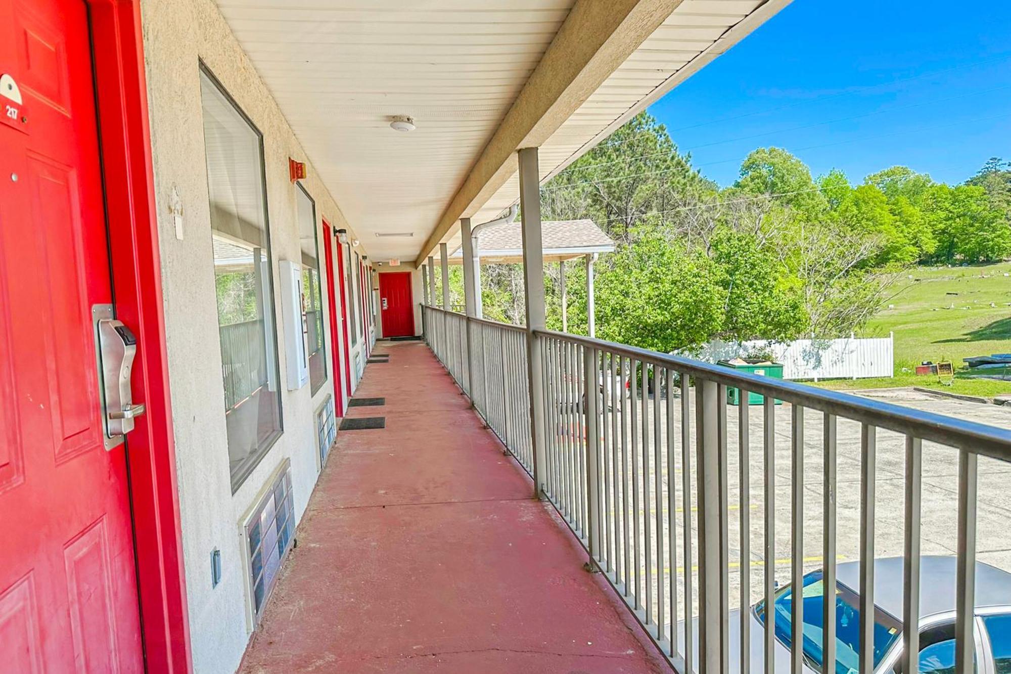 Oyo Hotel East Macon I-75 Εξωτερικό φωτογραφία