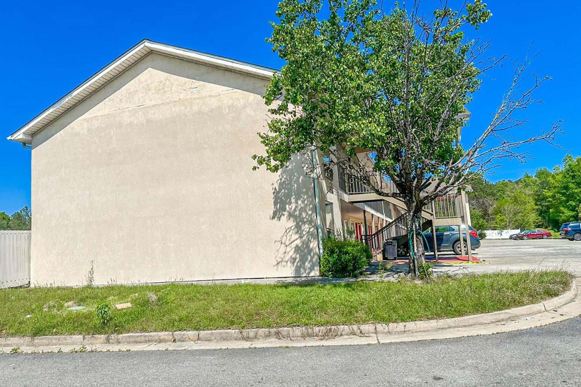 Oyo Hotel East Macon I-75 Εξωτερικό φωτογραφία