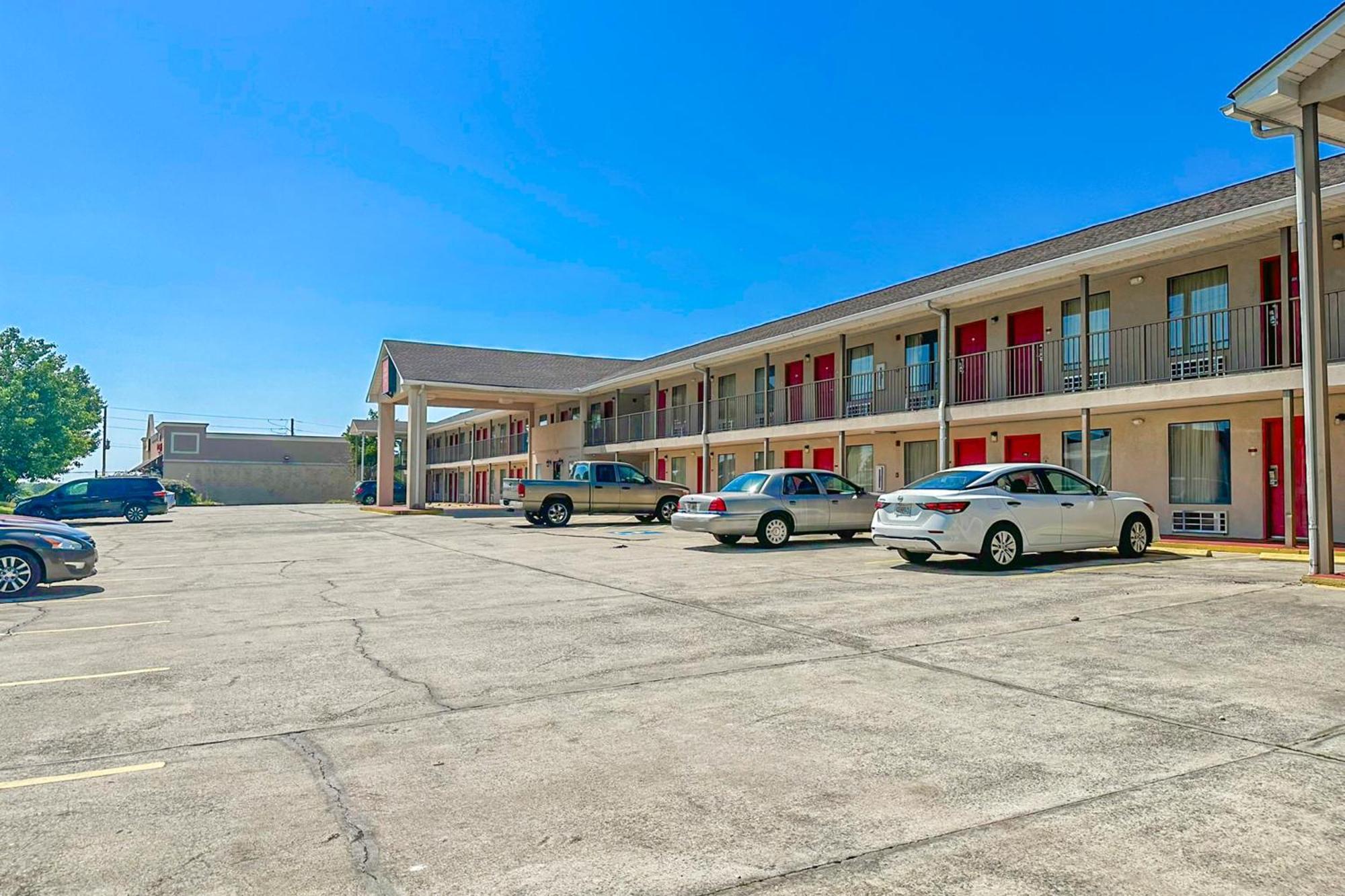Oyo Hotel East Macon I-75 Εξωτερικό φωτογραφία